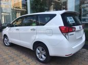 Bán ô tô Toyota Innova 2.0V, liên hệ ngay để nhận xe với mức giá ưu đãi