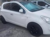 Chính chủ bán Hyundai i20 đời 2010, màu trắng