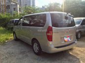 Cần bán xe Hyundai Starex CVX 2.5VGT đời 2008 màu bạc xe nhập khẩu rất đẹp - Hà Nội