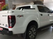 Cần bán xe Ford Ranger 3.2 AT đời 2016, màu trắng 