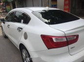 Cần bán gấp Kia Rio năm 2016, màu trắng như mới