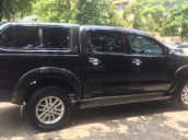 Cần bán gấp Toyota Hilux 3.0G 4x4MT 2014, màu đen, 550tr