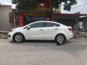 Cần bán gấp Kia Rio năm 2016, màu trắng như mới