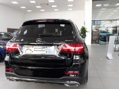 Cần bán Mercedes GLC300 2018 đen nâu