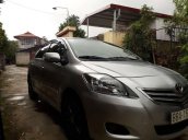 Chính chủ bán Toyota Vios năm sản xuất 2010, màu bạc