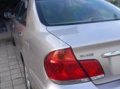 Cần bán xe Toyota Camry 2.4G đời 2005, giá chỉ 390 triệu