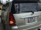 Cần bán lại xe Toyota Innova sản xuất năm 2006, màu bạc, giá 305tr