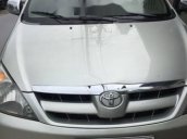 Cần bán lại xe Toyota Innova sản xuất năm 2006, màu bạc, giá 305tr