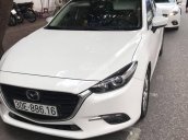 Cần bán xe Mazda 3 Facelift đời 2018, màu trắng