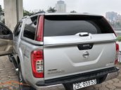 Cần bán gấp Nissan Navara 2.5 AT năm 2015, màu bạc  