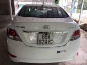 Bán Hyundai Accent năm 2013, màu trắng còn mới, giá 408tr