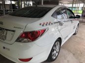 Bán Hyundai Accent năm 2013, màu trắng còn mới, giá 408tr