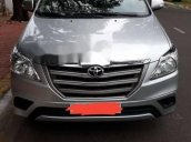 Bán xe Toyota Innova năm sản xuất 2015, màu bạc  