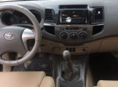 Salon bán Toyota Fortuner 2.5G MT đời 2013, màu bạc