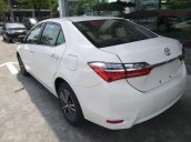 Bán ô tô Toyota 1.8G sản xuất năm 2018, màu trắng