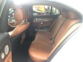 Bán Mercedes E300 SX 2017 ĐK 2018, chạy 2.231km trắng nâu