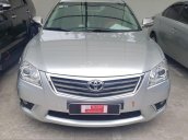 Bán Toyota Camry 2.4G sản xuất 2010, màu bạc xe gia đình 