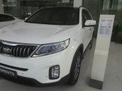 Bán ô tô Kia Sorento 2018, màu trắng, giá 799tr