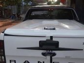 Bán xe Ford Ranger 2.2 AT màu trắng, xe bảo dưỡng định kì