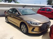 Hyundai Elantra có sẵn duy nhất 1 chiếc, đặt cọc để có xe sớm nhất, chương trình quà tặng cực hấp dẫn