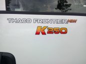 Ban xe tải 1.4 tấn Thaco Kia K250, thùng kín, màu trắng, đời 2018, trả góp 75%