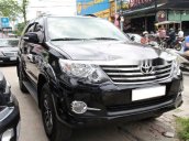 Xe Toyota Fortuner năm 2015, màu đen bán rẻ