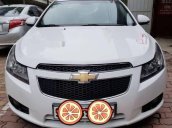 Bán ô tô Chevrolet Cruze 1.6MT đời 2015, màu trắng xe gia đình