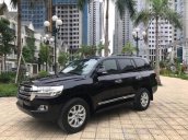 Bán Toyota Land Cruiser 4.6VX đời 2018, màu đen, nhập khẩu nguyên chiếc