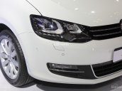 Bán ô tô Volkswagen Sharan năm 2017 màu trắng, giá 1 tỷ 850 triệu nhập khẩu nguyên chiếc