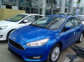Bán Focus Trend màu xanh Ford đặc trưng đã về đến đại lý, giao xe ngay, hỗ trợ trả góp LH: 0941.921.74