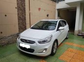 Chính chủ bán Hyundai Accent sản xuất 2014, màu trắng