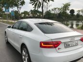 Cần bán gấp Audi A5 AT năm 2013, màu trắng 