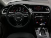 Cần bán gấp Audi A5 AT năm 2013, màu trắng 
