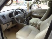 Bán xe Fortuner đời 2010 màu bạc, máy dầu, giá 620 triệu