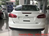 Bán Ford Focus cao cấp, màu trắng, giá cực tốt, liên hệ 0935.389.404 Hoàng Ford Đà Nẵng