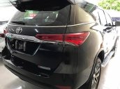 Cần bán Toyota Fortuner 2.7V 4x4 AT sản xuất năm 2017, màu đen, nhập khẩu 