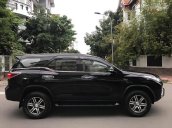 Bán ô tô Toyota Fortuner 2.4FG MT4x2 đời 2017, màu đen, nhập khẩu  