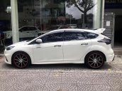 Bán Ford Focus Trend 1.5L sản xuất 2017, màu trắng