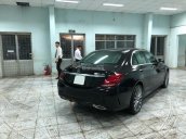 Bán xe Mercedes C300 màu đen 2018 chính hãng. Trả trước 600 triệu nhận xe ngay