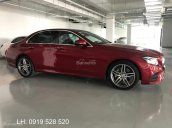 Bán Mercedes Benz E300 2017 - Siêu lướt - 6000km - giá mềm