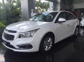 Cần bán xe Chevrolet Cruze LT 2018, màu trắng, giá tốt