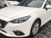 Bán xe Mazda 3 1.5 AT năm 2015, màu trắng như mới