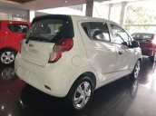 Cần bán gấp Chevrolet Spark năm sản xuất 2018, màu trắng, giá 299 triệu