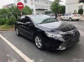 Bán xe Toyota Camry 2.5Q năm 2015, màu đen chính chủ