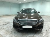 Bán xe Mercedes C250 nâu 2018 chính hãng, trả trước 500 triệu nhận xe