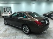 Bán xe Mercedes C200 nâu 2018 chính hãng, trả trước 450 triệu nhận xe