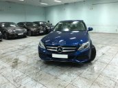 Bán xe Mercedes C200 xanh 2018 chính hãng, trả trước 450 triệu nhận xe ngay