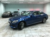 Bán xe Mercedes C200 xanh 2018 chính hãng, trả trước 450 triệu nhận xe ngay