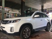 Chính chủ bán Kia Sorento 2.4AT GATH 2017 full option, màu trắng