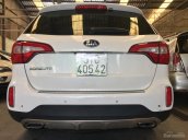 Chính chủ bán Kia Sorento 2.4AT GATH 2017 full option, màu trắng